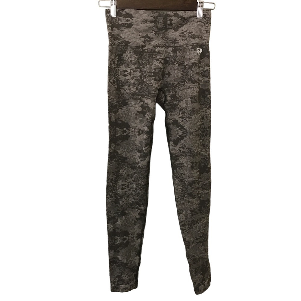 Women’s best camouflage print athletic leggings